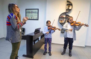 Ümraniye Müzik Akademisi eğitimlerine aralıksız devam ediyor 