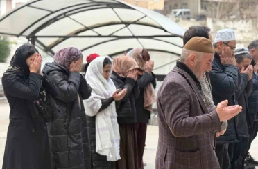 Ümraniye’de öldürülen Özbekistanlı Sayyora için gıyabi cenaze namazı kılındı 