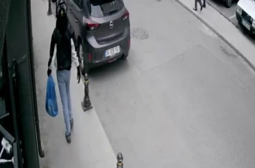Ümraniye’de otomobilden 2 kilo altın ve 60 bin Euro çalan 4 şüpheli tutuklandı 