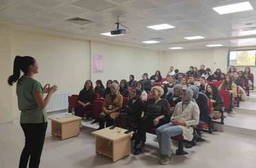 Üniversite öğrencileri AFAD ve Sağlıklı Hayat Merkezi’ne teknik gezi 