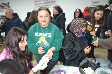 Üniversiteli sağlık öğrencilerinden köyde sağlık taraması 