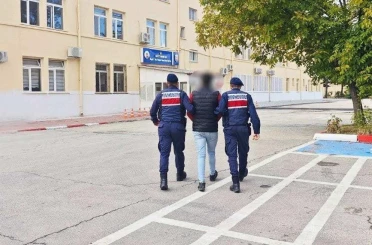 Uşak jandarmasından uyuşturucu operasyonu 