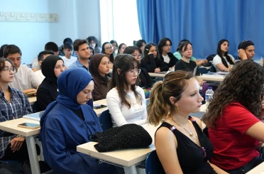 Uşak Üniversitesinde ilk derslerde Gazze konuşuldu 