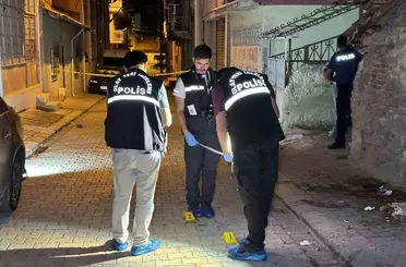 Uşak’ta bıçaklı ve pompalı tüfekli kavga: 1 ağır yaralı
