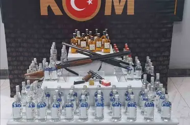 Uşak’ta kaçak alkol ve sigara operasyonu
