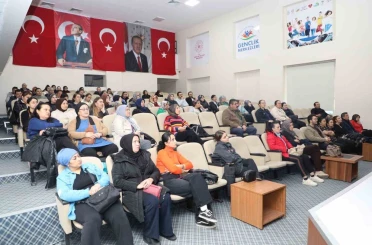 Uşak’ta kantin çalışanlarına hijyen eğitimi verildi 