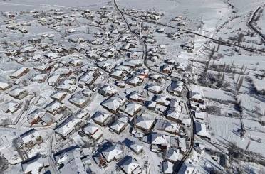 Uşak’ta kartpostallık kar manzaraları 