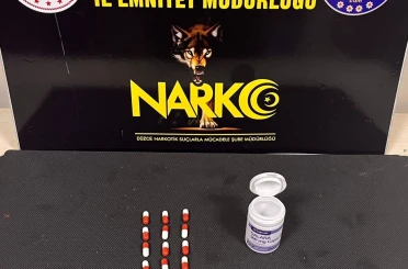 Uyuşturucu hapla yakalanan genç tutuklandı 