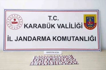 Uyuşturucu operasyonunda 224 adet sentetik hap ele geçirildi 