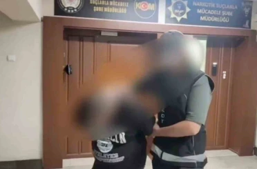 Uyuşturucu taciri suçüstü yakalandı 