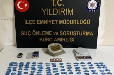 Uyuşturucuyu tavan arasına sakladılar… Polis tek tek ortaya çıkardı 