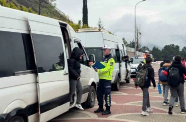 Üzerinde ’Okul Taşıtı’ yazısı olmayan servis aracına 2 bin 719 TL ceza 