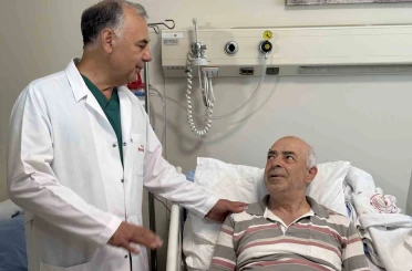 Üzerine çaydanlık devrilen 70 yaşındaki adam dehşeti yaşadı, vücudunun yüzde 20’si yandı
