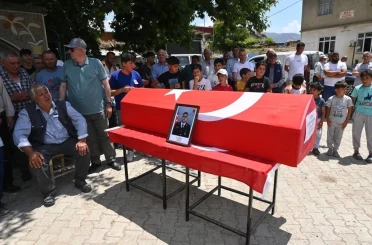 Uzman çavuş senelik izne geldiği memleketinde hayatını kaybetti 