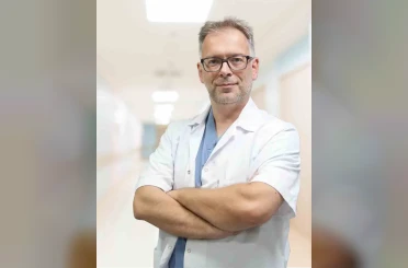 Uzmanından rinoplastide ’doğal görünüm’ uyarısı: "Ameliyat olduğu belli olmamalı" 