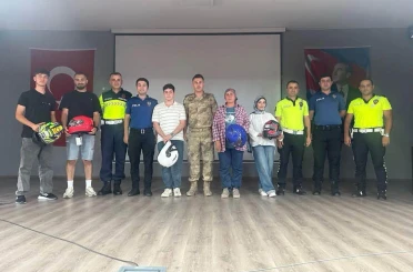 Üzümlü’de motosiklet sürücülerine trafik güvenliği eğitimi 