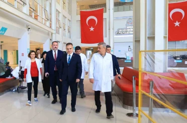Vali Akbıyık MEAH’ı ziyaret etti 