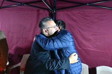 Vali Aksoy, şehit ailesini ziyaret etti 