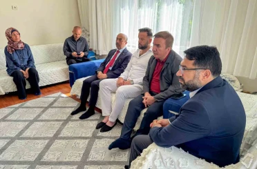 Vali Aydoğdu, babasını kaybeden öğrencinin ailesini ziyaret etti 