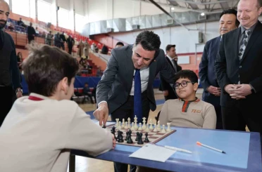 Vali Aygöl ilk hamleyi yaptı, turnuva başladı 