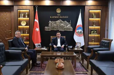 Vali Çiçek, İl Emniyet Müdürü Sinan Ergen’i kabul etti
