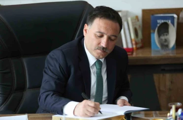Vali Çiçek’ten Babalar Günü mesajı 