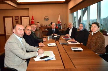 Vali Davut Gül başkanlığında Fatih’te kültürel mirasın korunması değerlendirme toplantısı düzenlendi 