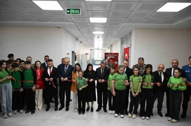 Vali Ekici: "Bu topraklar için can vermeye hazır bir milletiz" 