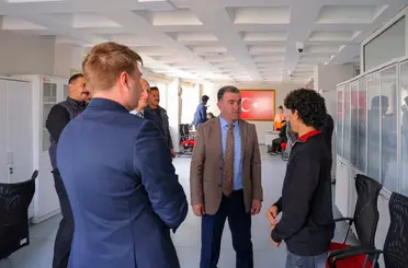 Vali Eldivan kamu kurumlarında incelemelerde bulundu
