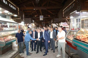 Vali Hatipoğlu ve Başkan Şerifoğulları, esnaflarla bir araya geldi 