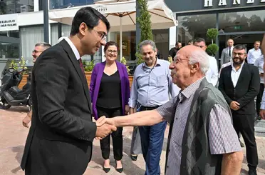 Vali Kartal, merkez mahalle muhtarlarıyla bir araya geldi