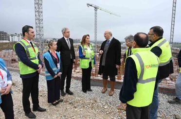 Vali Köşger, Denizli Acil Durum Hastanesi inşaatının son durumu hakkında bilgi aldı 