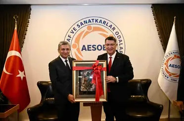 Vali Şahin: "Esnafımız, toplumsal hayatın temeli"
