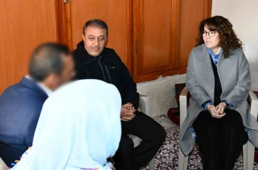 Vali Şıldak umuda kapı açanları evlerinde ziyaret etti 