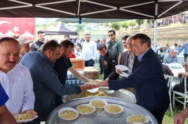 Vali Sözer Hıdırellez şenliklerinde vatandaşlarla buluştu 
