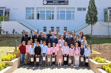 Vali Sözer, öğrencilerle bir araya geldi 