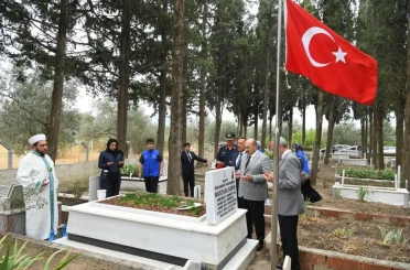 Vali Ustaoğlu 15 Temmuz şehitlerinin ailelerini ziyaret etti 