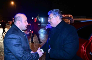 Vali Yılmaz’dan vefat eden Öztürk’ün ailesine taziye ziyareti 