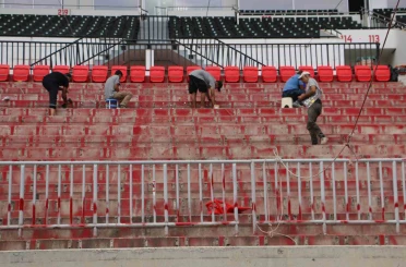 Vali Zorluoğlu, Diyarbakır Stadyumu’nda incelemelerde bulundu