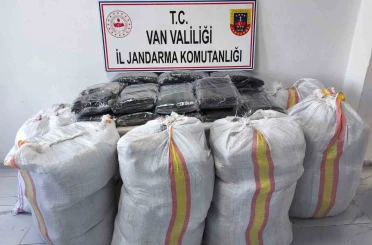 Van’da 1.1 milyon TL değerinde kaçak malzeme ele geçirildi 