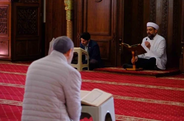 Van’da asırlık mukabele geleneği manevi atmosferde devam ediyor 