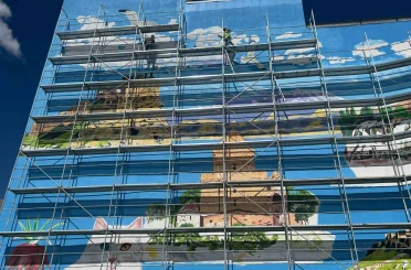 Van’ın tarihi ve doğal güzellikleri dev duvar resimlerine yansıdı