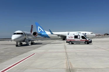 Vanlı iki çocuk için ambulans uçak havalandı 