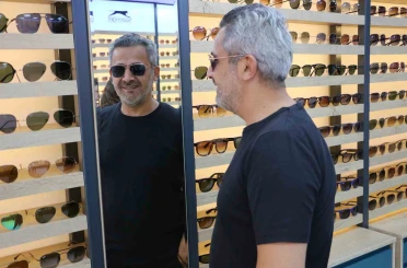 Vatandaşlar orijinal fiyatına sahte güneş gözlüğüne yöneldi, gözlükçüler uyardı 