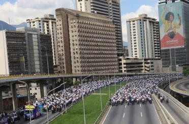 Venezuela’da ABD yaptırımlarının kaldırılması için başlatılan yürüyüş başkentte sona erdi 