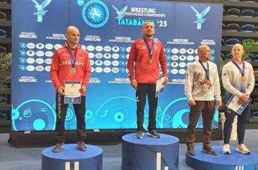 Veteranlar Dünya Şampiyonası’nda serbest stilde Türkiye 5 madalya kazandı 