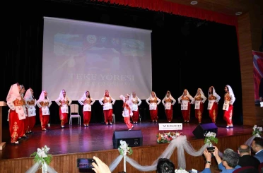 Vezirköprü’de Türk Halk Oyunları Gösterisi 