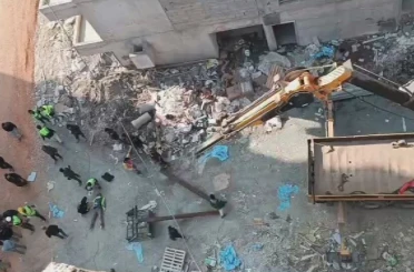 Vincin kırılmasıyla 2 işçi 25 metreden yere çakıldı 