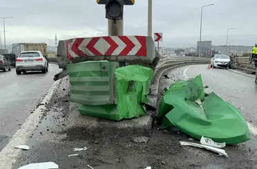 Viyadükteki kaza maddi hasarla atlatıldı
