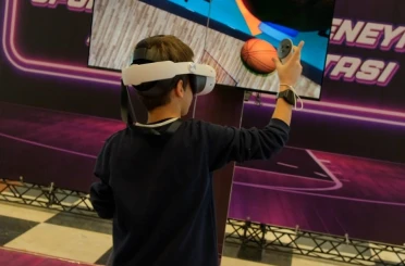 VR Basketbol Heyecanı M1 Konya AVM’de yoğun ilgi gördü 